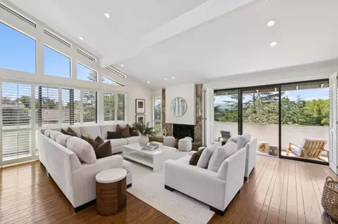 28 Mansion Ct 727, Menlo Park, CA 94025