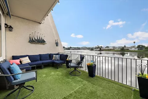 444 Fathom Dr, San Mateo, CA 94404
