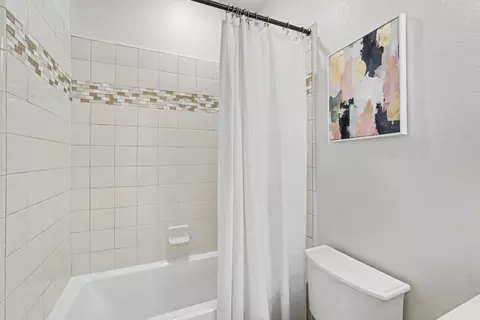 Bath - 1357 Merry Loop, Milpitas, CA 95035 photo 8 of 8