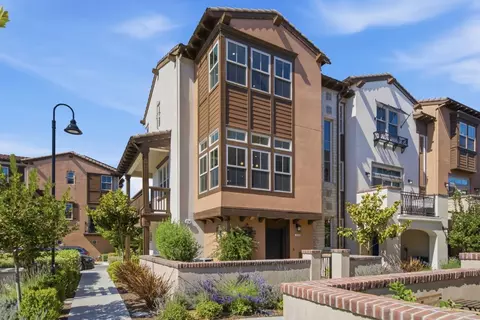 2348 Toledo Ter, Mountain View, CA 94043