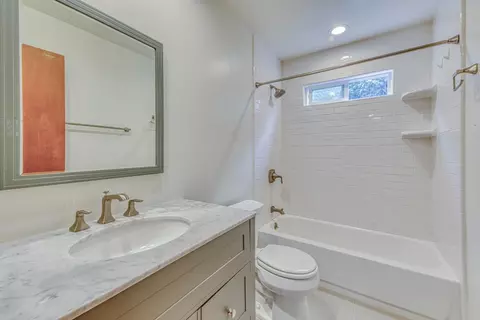 Bath - 476 Larson Ct, Marina, CA 93933 photo 2 of 2