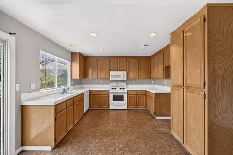 Kitchen - 1185 Raven Ct, Salinas, CA 93905 photo 1 of 5