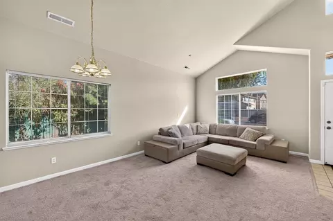 Living - 1185 Raven Ct, Salinas, CA 93905 photo 2 of 6