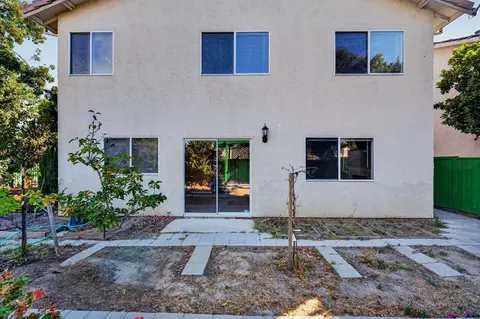 Exterior - 1185 Raven Ct, Salinas, CA 93905 photo 8 of 10