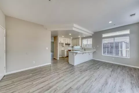 Living - 1920 Constitution Blvd 24, Salinas, CA 93905 photo 8 of 10