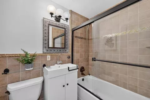 Bath - 640 Alice St, Monterey, CA 93940 photo 1 of 2