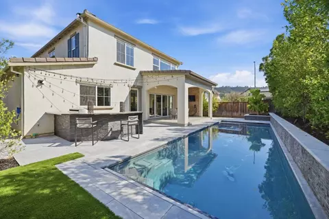 Exterior - 19217 Eagle View Dr, Morgan Hill, CA 95037 photo 5 of 7