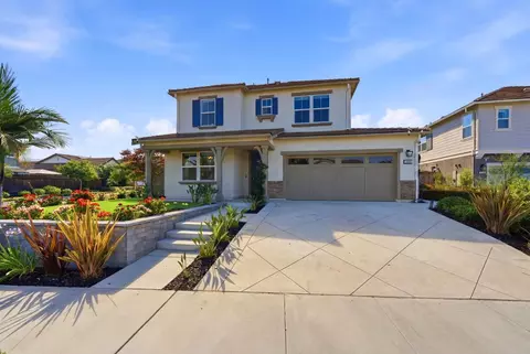 Exterior - 19217 Eagle View Dr, Morgan Hill, CA 95037 photo 2 of 7