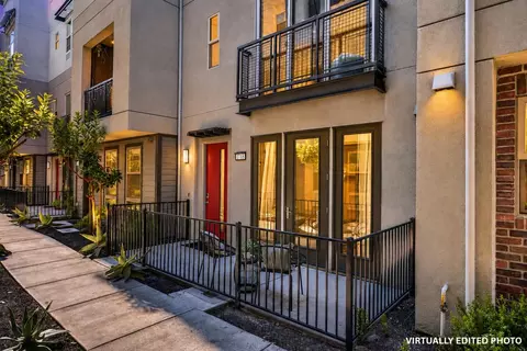1718 Hazelnut Ln, Milpitas, CA 95035