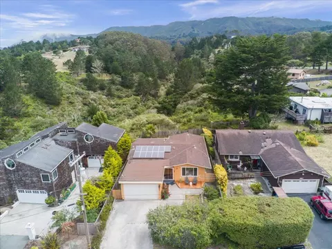 View/Area - 807 Tierra Alta St, Moss Beach, CA 94038 photo 3 of 7