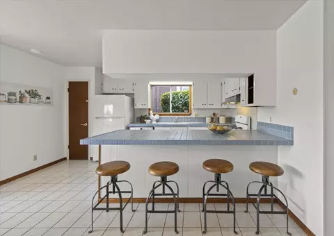 Kitchen - 807 Tierra Alta St, Moss Beach, CA 94038 photo 1 of 4