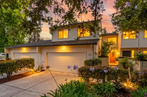 102 Lancewood Pl, Los Gatos, CA 95032