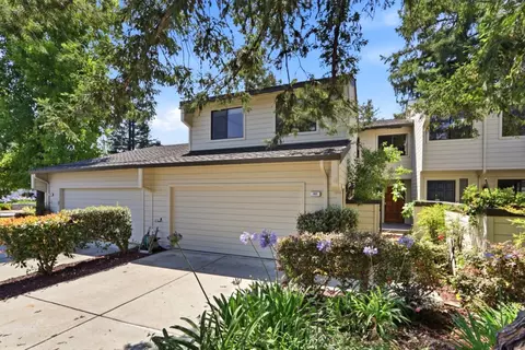 102 Lancewood Pl, Los Gatos, CA 95032