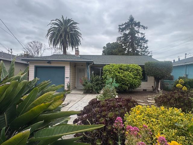 1151 Hollyburne Ave, Menlo Park, CA 94025