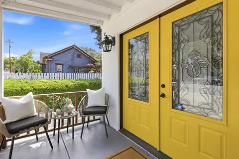 Exterior - 140 2nd St, Gilroy, CA 95020 photo 5 of 12