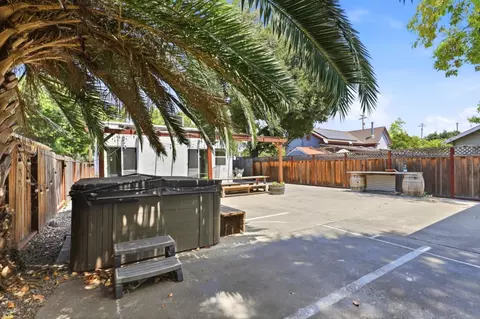 Exterior - 140 2nd St, Gilroy, CA 95020 photo 11 of 12