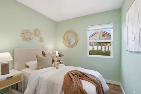 Bedroom - 140 2nd St, Gilroy, CA 95020 photo 1 of 9