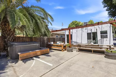 Exterior - 140 2nd St, Gilroy, CA 95020 photo 10 of 12