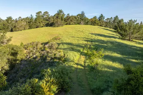 7925 Cinquenta, Carmel, CA 93923 photo 5