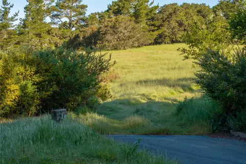 7925 Cinquenta, Carmel, CA 93923 photo 4