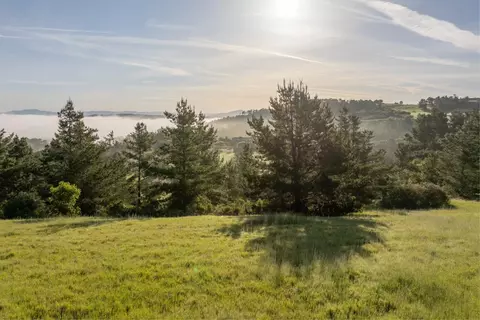 7925 Cinquenta, Carmel, CA 93923