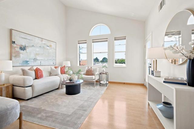 88 17th Ave 304, San Mateo, CA 94402
