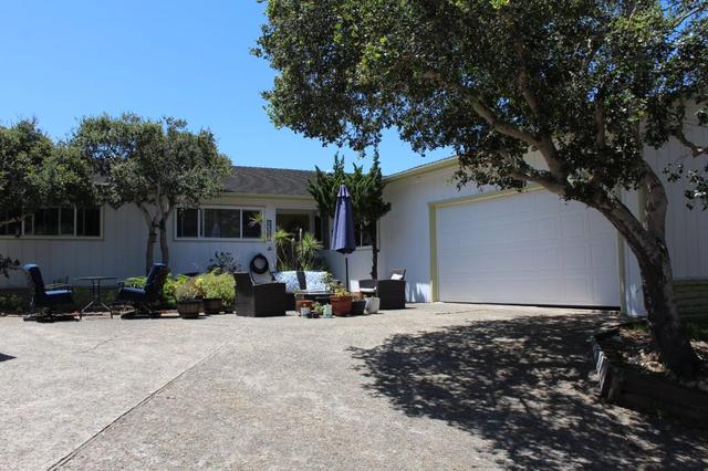 15480 Oak Hills Dr, Salinas, CA 93907