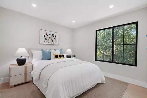 Bedroom - 400 Patrick Way, Los Altos, CA 94022 photo 5 of 5