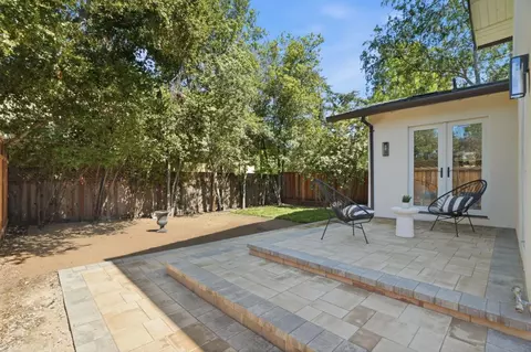 Exterior - 400 Patrick Way, Los Altos, CA 94022 photo 5 of 8