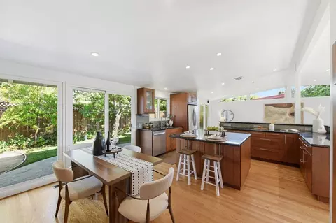 Other - 201 Thompson Sq, Mountain View, CA 94043 photo 1 of 6