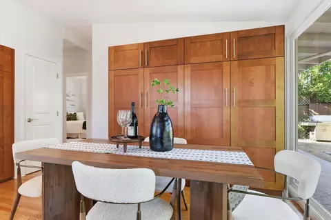 Dining - 201 Thompson Sq, Mountain View, CA 94043 photo 2 of 2