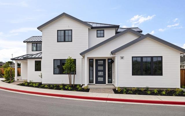568 Creekside Ct, Half Moon Bay, CA 94019