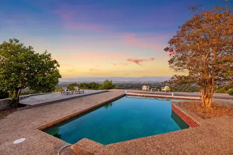 16490 Wood Acres Rd, Los Gatos, CA 95030