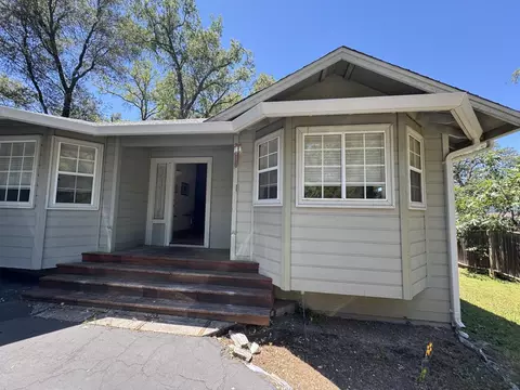 Exterior - 1388 Kenney Dr, Murphys, CA 95247 photo 2 of 3