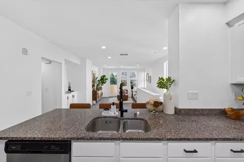 Kitchen - 802 Garden St, Milpitas, CA 95035 photo 4 of 5