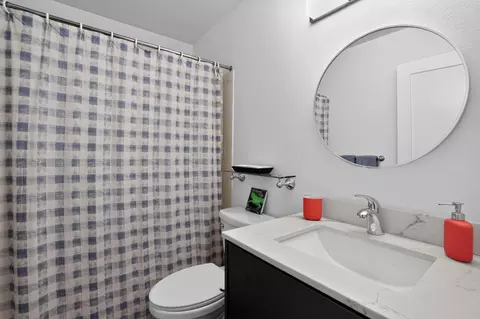 Bath - 108 Commodore Dr, Richmond, CA 94804 photo 3 of 3
