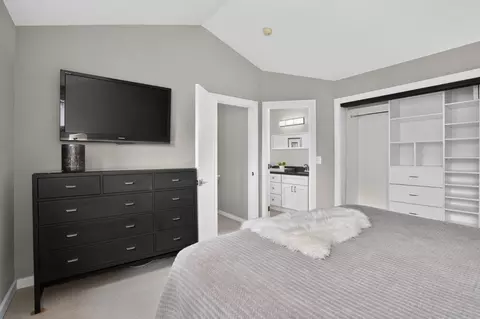 Bedroom - 108 Commodore Dr, Richmond, CA 94804 photo 4 of 7