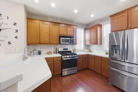 Kitchen - 730 Tennyson Dr, Gilroy, CA 95020 photo 1 of 4