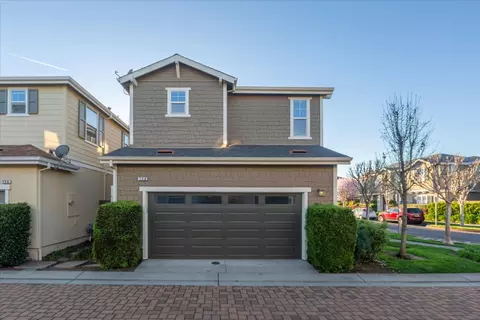 Exterior - 730 Tennyson Dr, Gilroy, CA 95020 photo 10 of 20