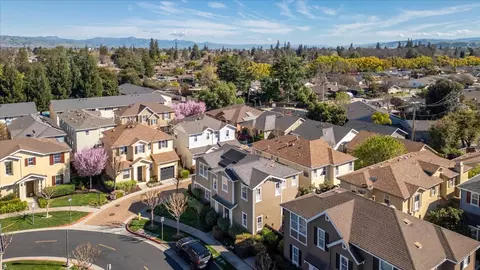 View/Area - 730 Tennyson Dr, Gilroy, CA 95020 photo 3 of 8