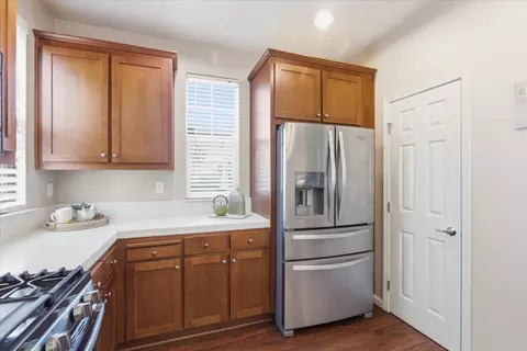 Kitchen - 730 Tennyson Dr, Gilroy, CA 95020 photo 4 of 4