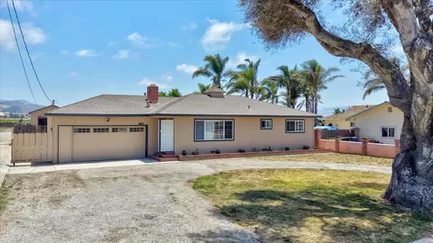 Exterior - 664 Middlefield Rd, Salinas, CA 93906 photo 1 of 9