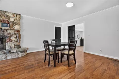 Dining - 664 Middlefield Rd, Salinas, CA 93906 photo 1 of 1