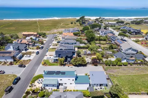 201 Miramontes Ave, Half Moon Bay, CA 94019
