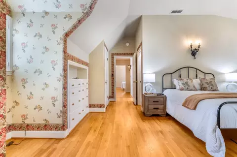 Bedroom - 212 Angelita Ave, Pacifica, CA 94044 photo 1 of 6