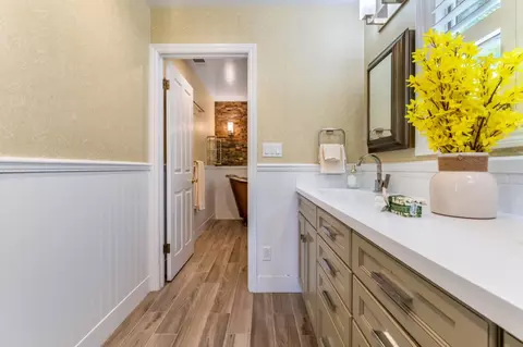 Bath - 212 Angelita Ave, Pacifica, CA 94044 photo 3 of 6