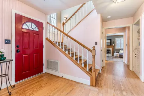 Entry Way - 212 Angelita Ave, Pacifica, CA 94044 photo 1 of 13