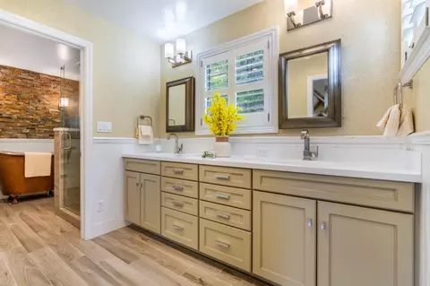 Bath - 212 Angelita Ave, Pacifica, CA 94044 photo 2 of 6