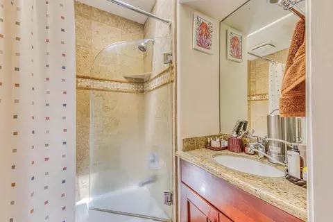 Bath - 0 Torres, Carmel, CA 93921 photo 5 of 6