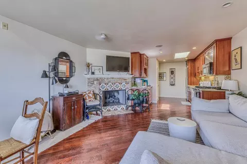 Living - 0 Torres, Carmel, CA 93921 photo 4 of 5